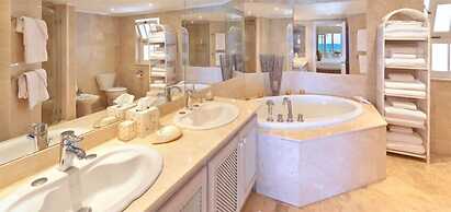 Reeds Penthouse 12