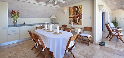 Reeds Penthouse 12