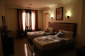 Grape Village Hotel