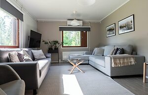 The Elegant Haistila