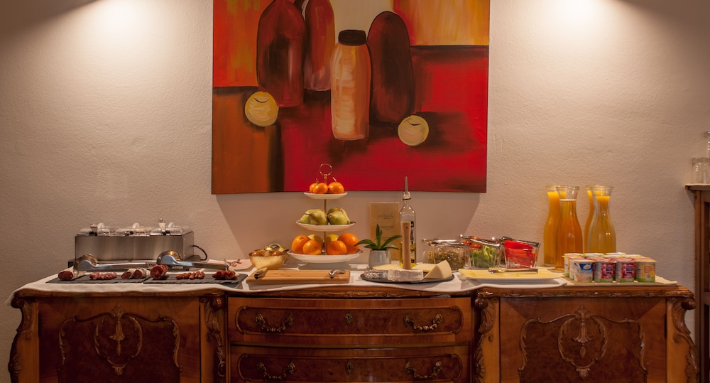 Mihlton Barcelona Boutique B&B