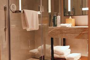 Hilton Garden Inn Nujiang