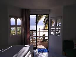 La Bella Beach House Cebu