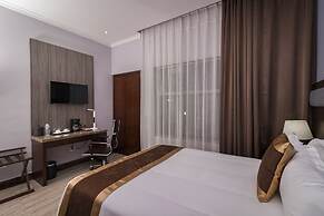 Hotel City Plaza & Suites