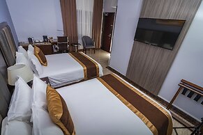 Hotel City Plaza & Suites