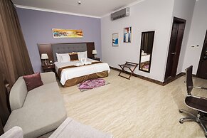 Hotel City Plaza & Suites