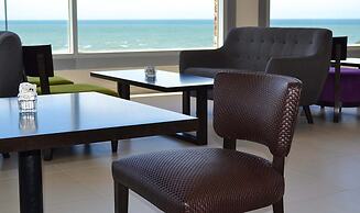 Hotel Oscar Lescano