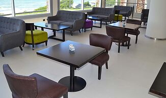 Hotel Oscar Lescano