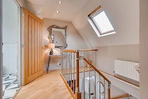Brook Barn with Sauna & Hot Tub
