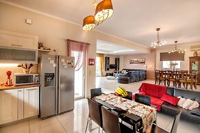 villa balos amfimala