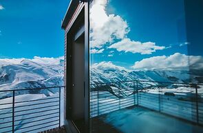 Quadrum Ski & Yoga Resort