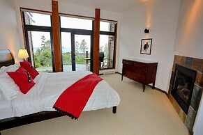 Pacific Rim Retreat