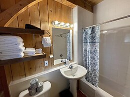 Black Bear Cottage