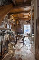 Rock Dandy Deluxe Chalet | Fireplace & Sauna