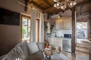 Rock Dandy Deluxe Chalet | Fireplace & Sauna