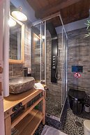 Rock Dandy Deluxe Chalet | Fireplace & Sauna