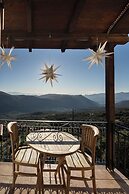 Rock Dandy Deluxe Chalet | Fireplace & Sauna