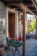 Rock Dandy Deluxe Chalet | Fireplace & Sauna