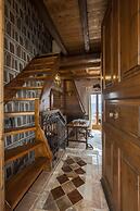 Rock Dandy Deluxe Chalet | Fireplace & Sauna