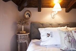 Rock Dandy Deluxe Chalet | Fireplace & Sauna