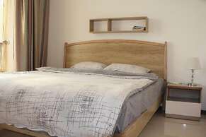 Xinhe Apartment