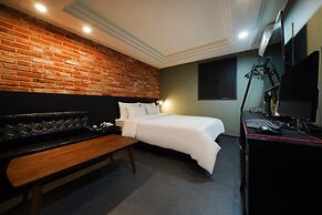 Hotel Anytime