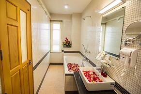 Cartel Hotel