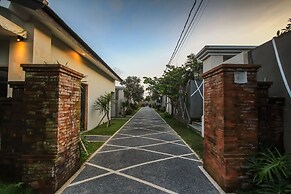 Giri Ungasan Villa