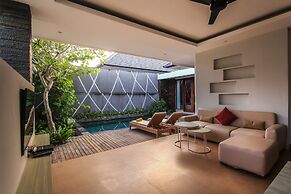 Giri Ungasan Villa