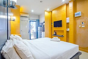 Phoomjai House