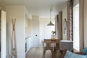 Abbey Strand Apartments, at Holyrood
