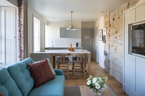 Abbey Strand Apartments, at Holyrood