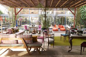 Lucky's Guest House