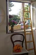Lucky's Guest House