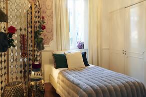 Lucky's Guest House