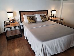 Fernvale Leisure Club and Resort