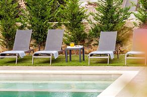 Amaen Luxury House
