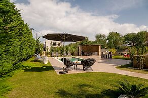 Amaen Luxury House