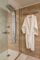 Amaen Luxury House