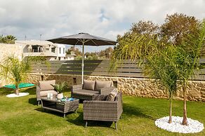 Amaen Luxury House