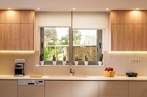 Amaen Luxury House