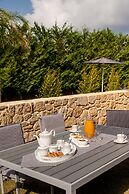 Amaen Luxury House