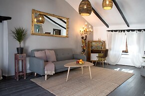 Hotel Rancho Los Lobos
