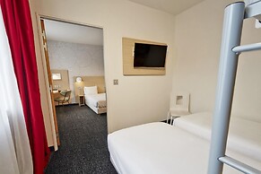 Kyriad ECO - Clermont Ferrand Estaing