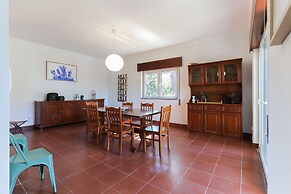 Sintra Classic Villa by Homing