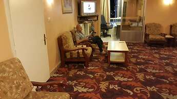 Nefertiti Hotel