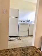 Perez Ipao Apts