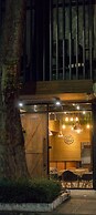 Comfy Bed Hostel - Adults Only