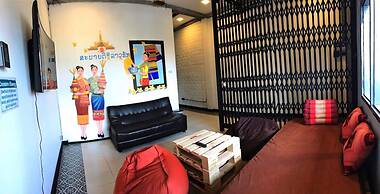 Lao Huk Bed and Cafe - Hostel