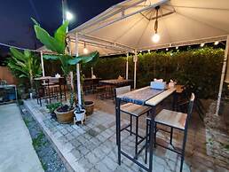 Ban Kaeng Resort